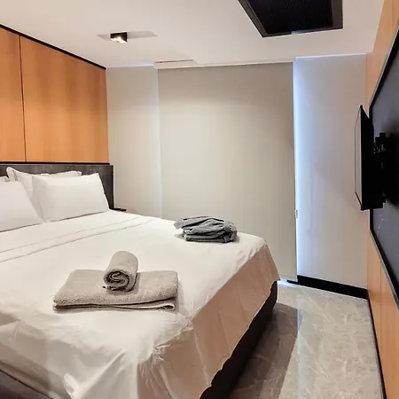 Cimentepe Deluxe 2 - With Jacuzzi In Yalikavak