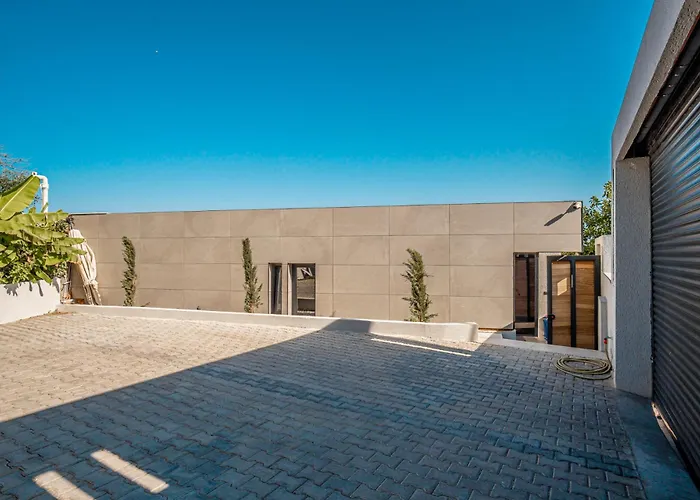 Villa çimentepe Deluxe 2 - With Jacuzzi In Yalikavak