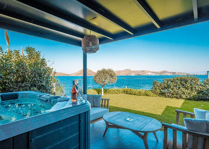 Willa Cimentepe Deluxe 2 - With Jacuzzi In Yalikavak *